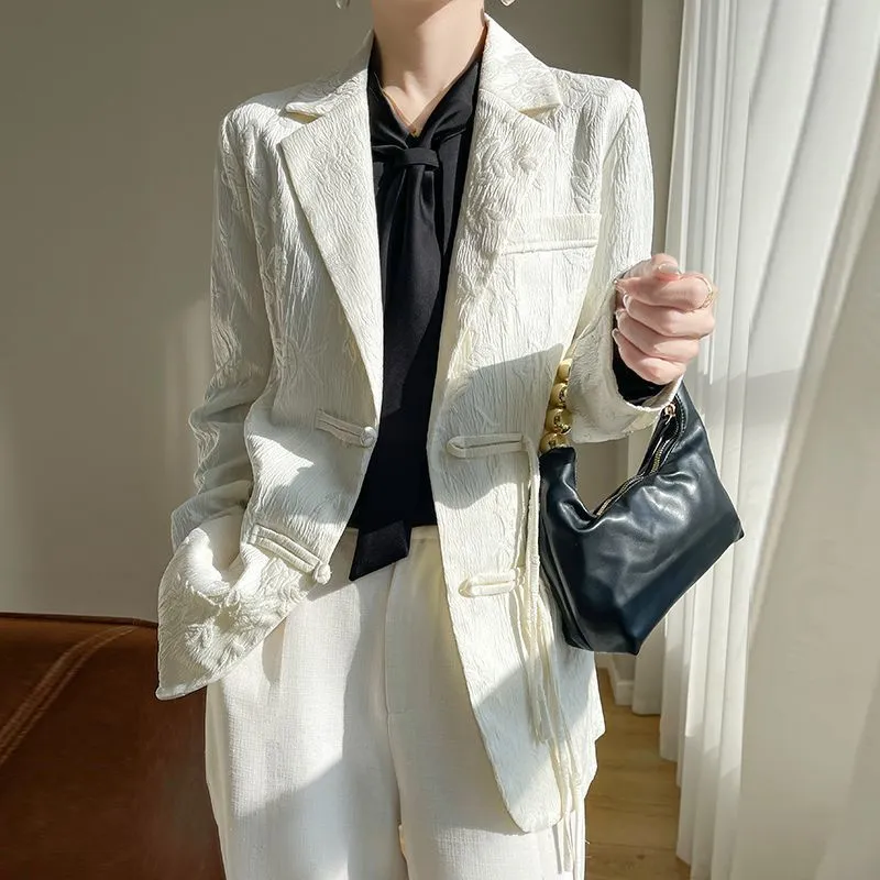 Women Formal Wear Coat - レディース ホワイト テクスチャード ブレザー ジャケット ノッチドラペル