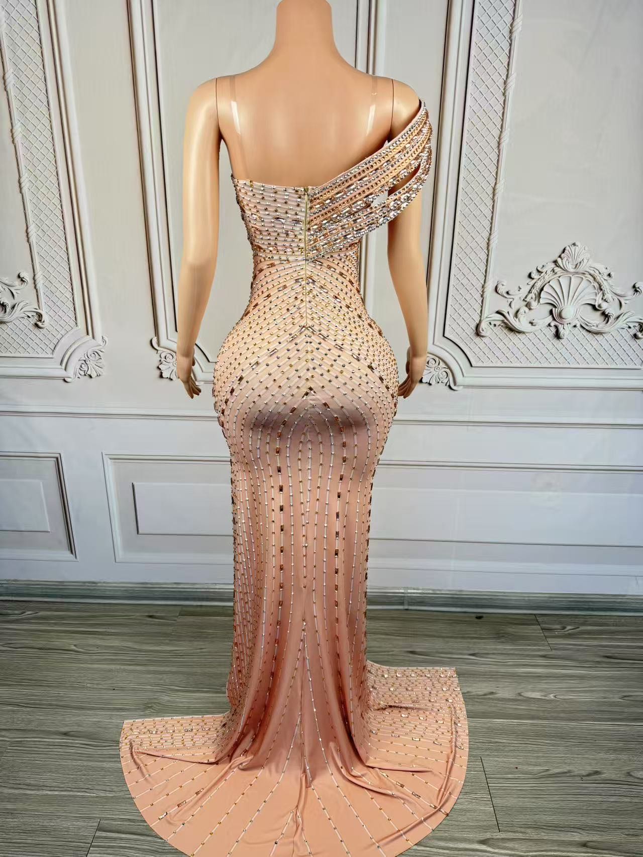 Xiangbin キラキラクリスタルフォーマルロングドレスオ - Women Formal Wear For Graduation のレビューと価格