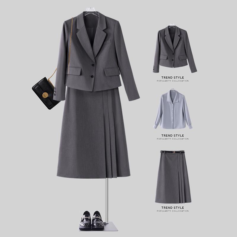 インタビュー用衣装：女性用グレーのプロフェッショナルスーツセ - Women'S Formal Wear Petite のレビューと価格